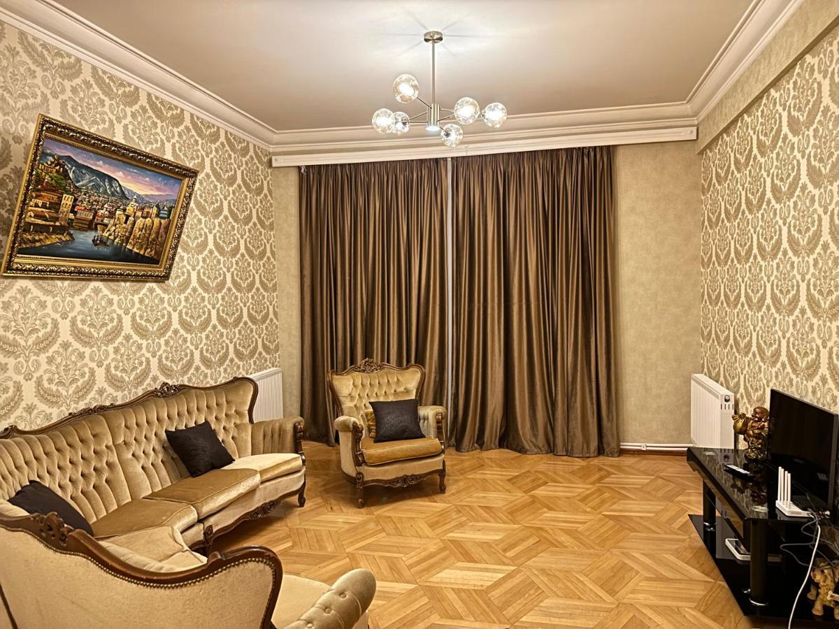 4 Bedroom Suite Apartment Ln Tbilisi City Dış mekan fotoğraf