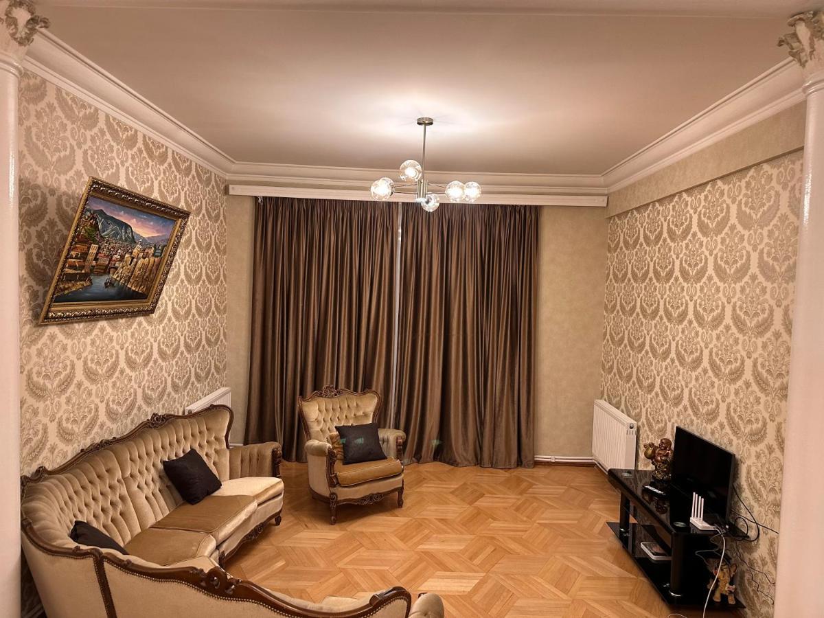4 Bedroom Suite Apartment Ln Tbilisi City Dış mekan fotoğraf