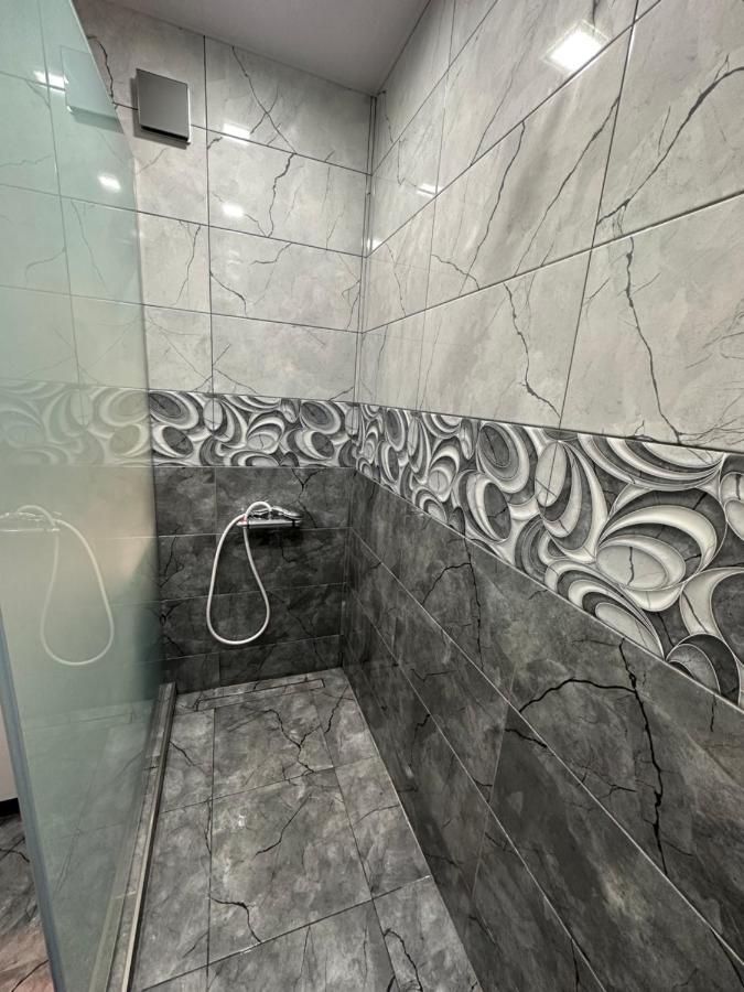 4 Bedroom Suite Apartment Ln Tbilisi City Dış mekan fotoğraf